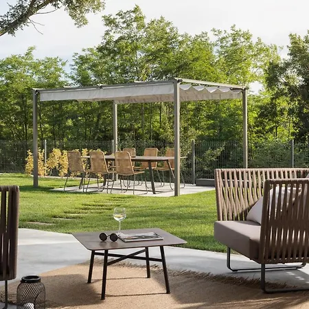 Ulmus Near Motovun For 6 People With Heated Pool & Jacuzzi *
