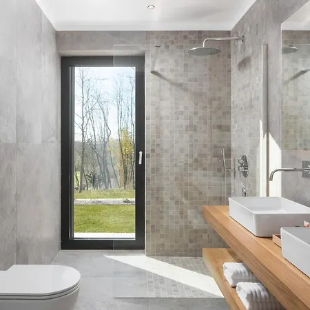 Ulmus Near Motovun For 6 People With Heated Pool & Jacuzzi *