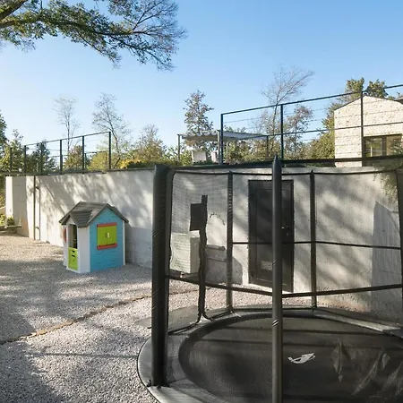 Ulmus Near Motovun For 6 People With Heated Pool & Jacuzzi Villa *