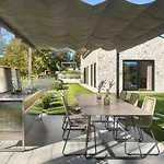Ulmus Near Motovun For 6 People With Heated Pool & Jacuzzi Karojba